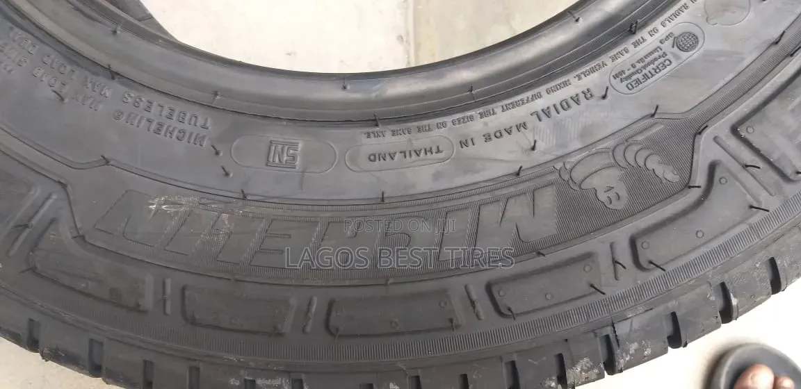 Michelin Agilis 3 – 195/80r15c 108/106s (Commercial/Light Truck)