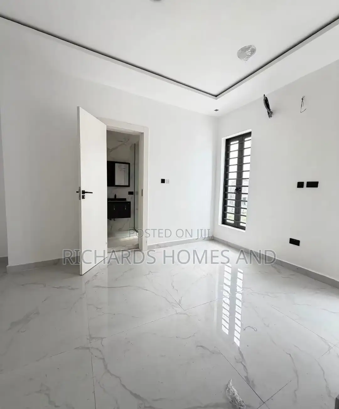5bdrm Duplex in VGC / Ajah for sale