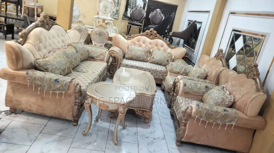 Royal Sofa Chairs by 7Seaters With Center Table and 2Side Stools