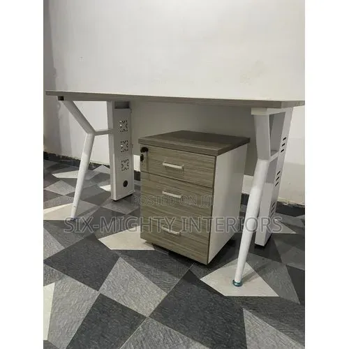 4ft New Modern Design Office Executive Table- 1.2metre
