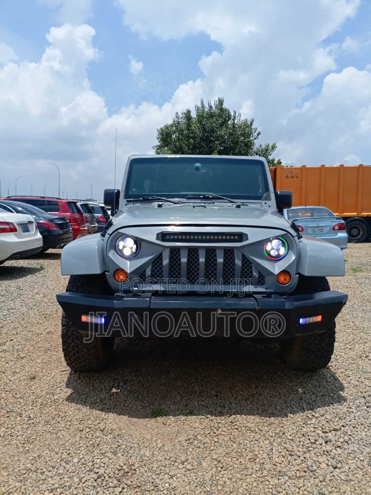 Jeep Wrangler Sahara 2013 Gray