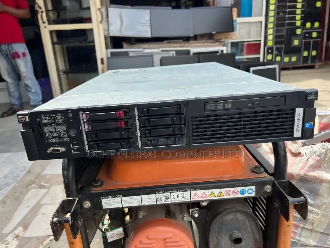 Server HP ProLiant DL 32GB Intel Xeon HDD 1T