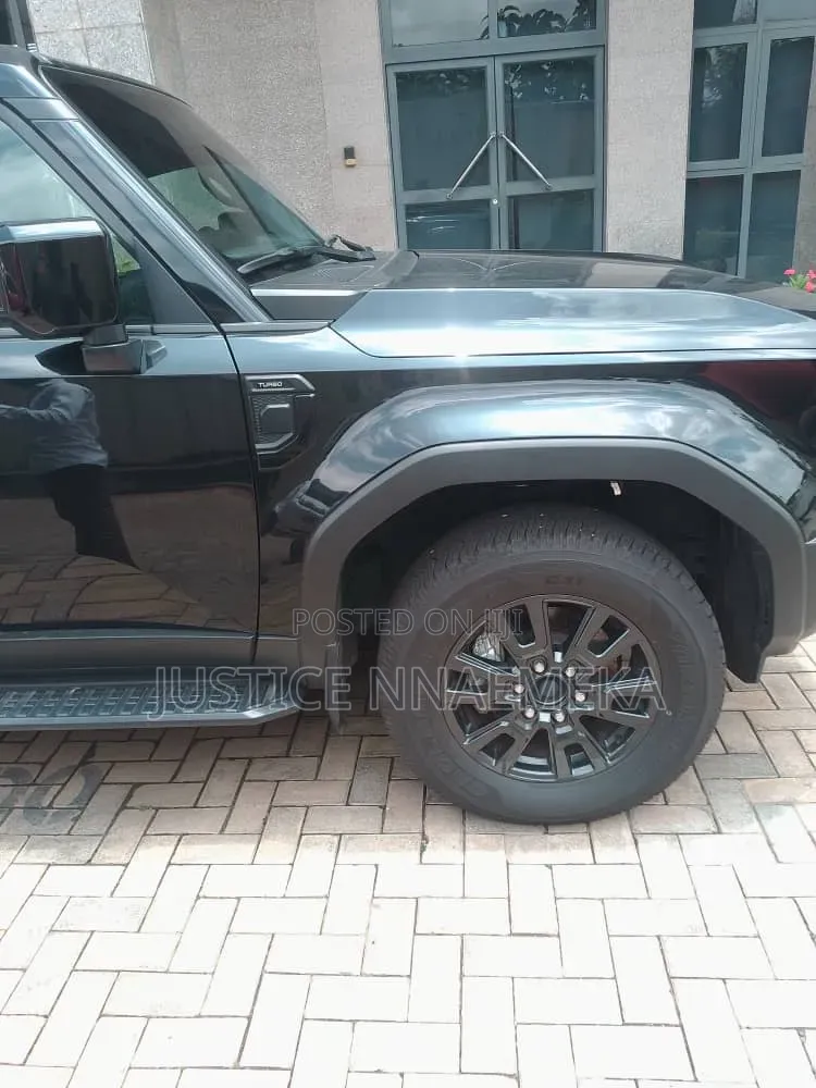 Toyota Land Cruiser Prado 2025 Black