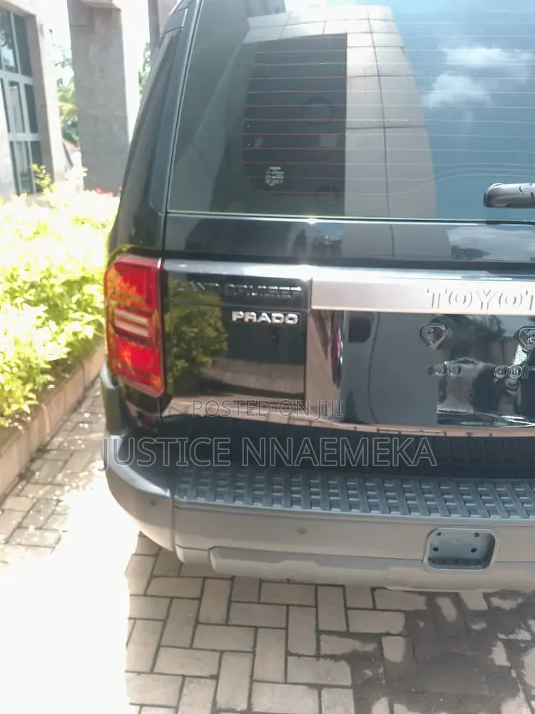 Toyota Land Cruiser Prado 2025 Black
