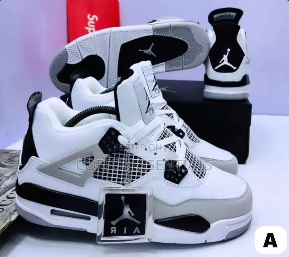 Air Jordan 4 Retro Sneakers