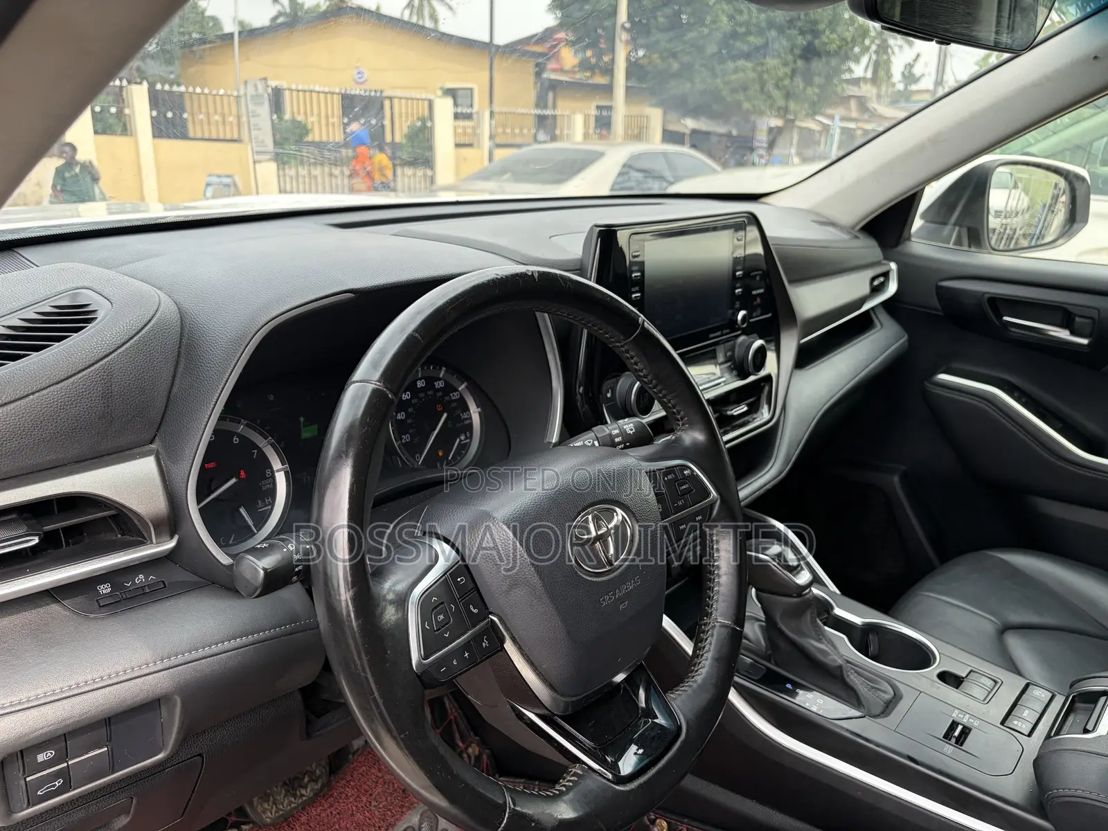 Toyota Highlander XLE 2021 White