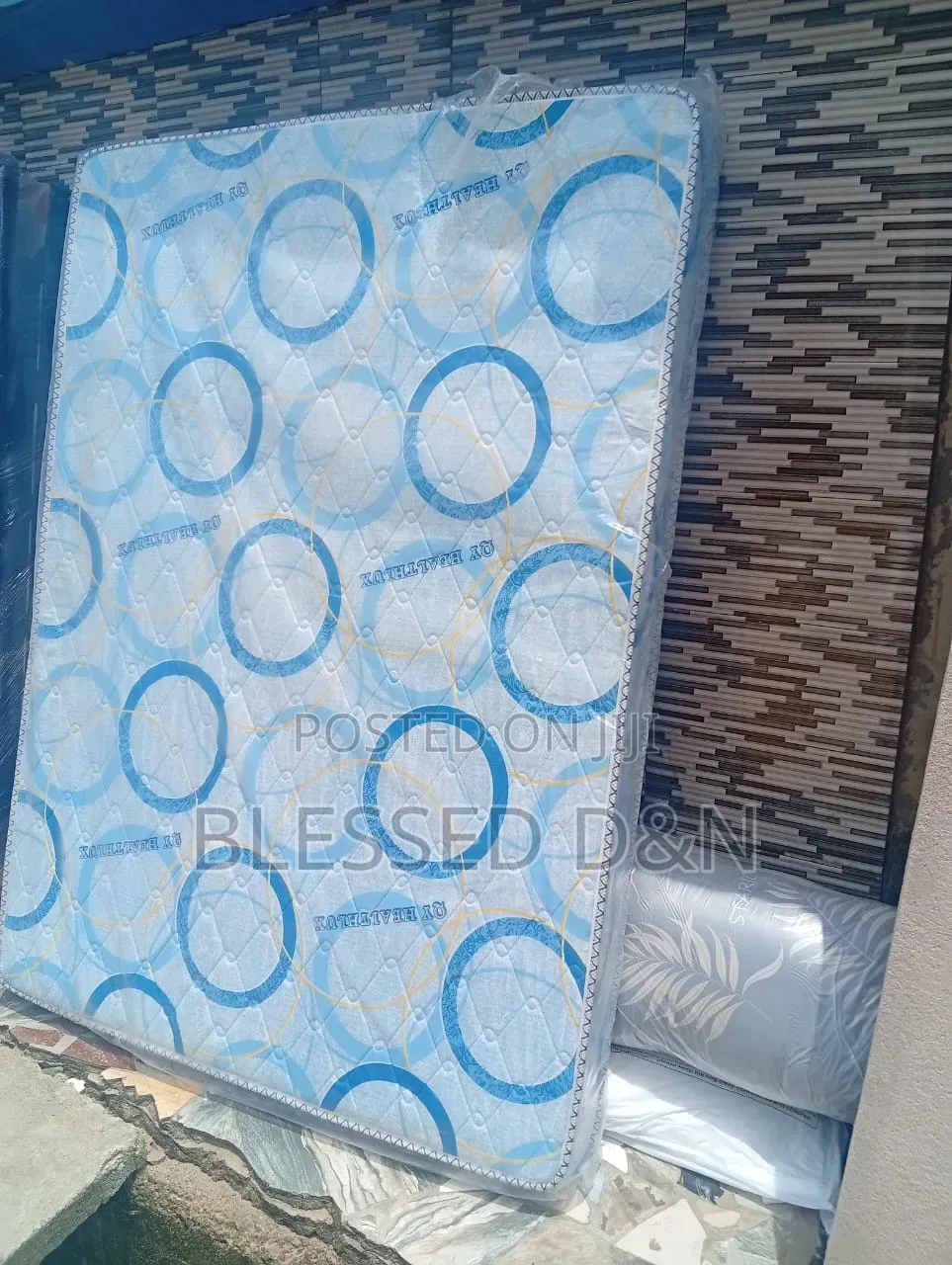 Quayon Healthlux Mattress