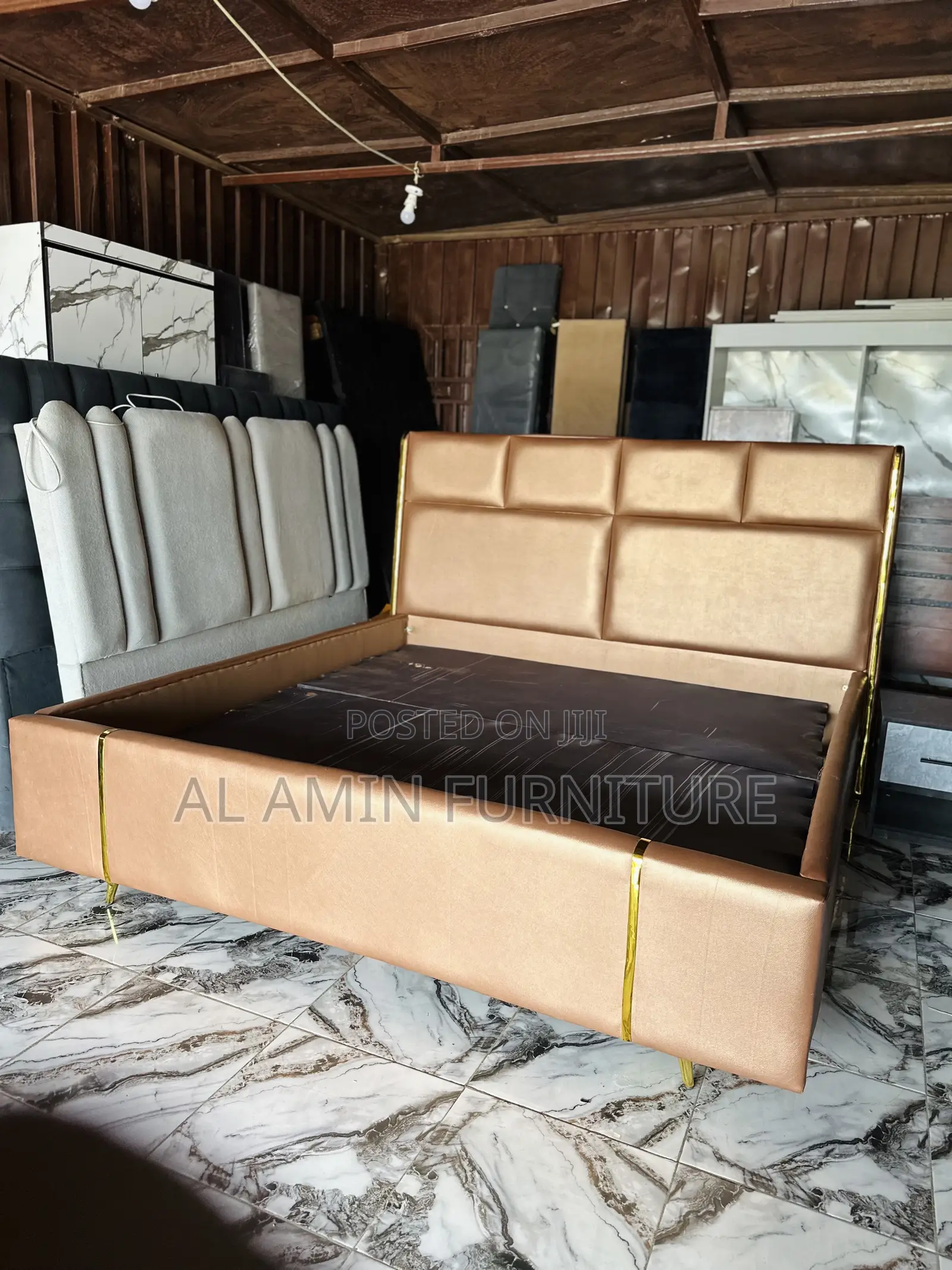 6by6 Bed Frame Good Finishing Leder Material Come and Buy It