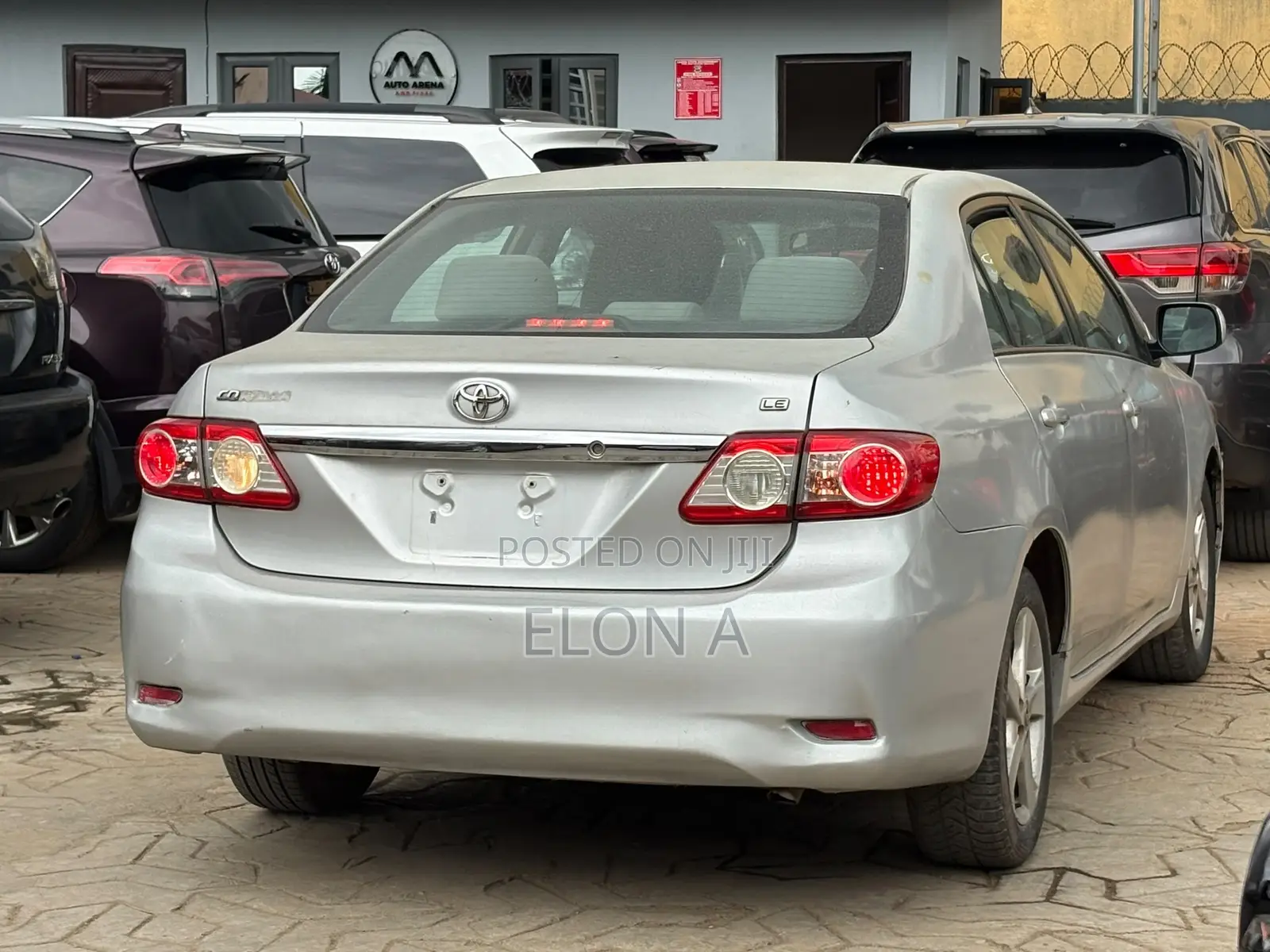 Toyota Corolla L 4dr Sedan (1.8L 4cyl 5M) 2012 Silver