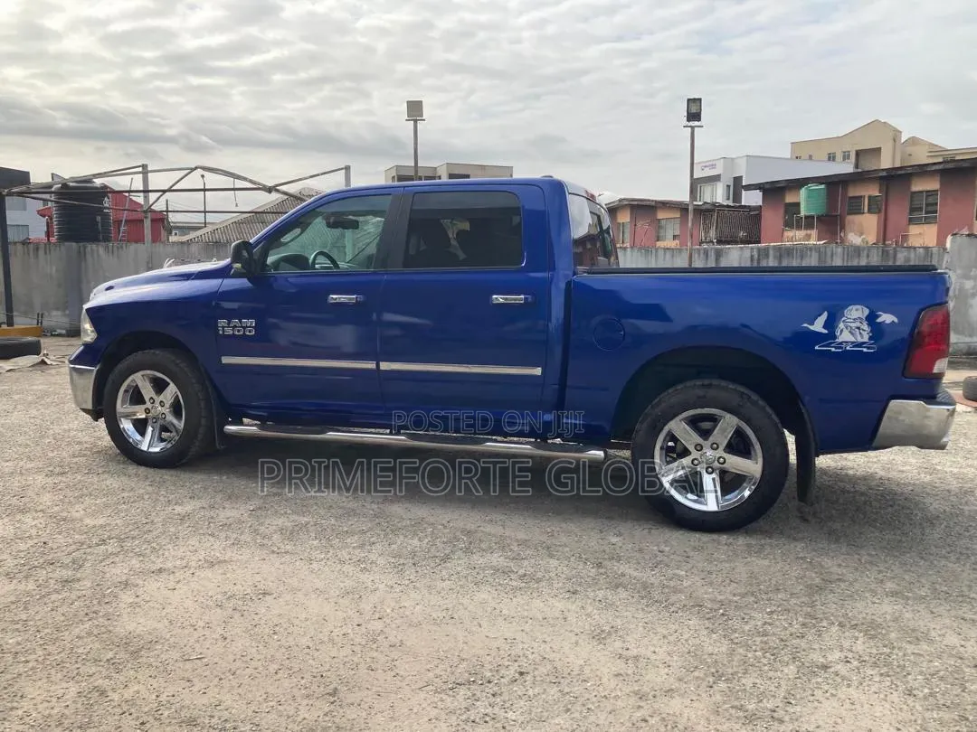 RAM 1500 2017 Blue