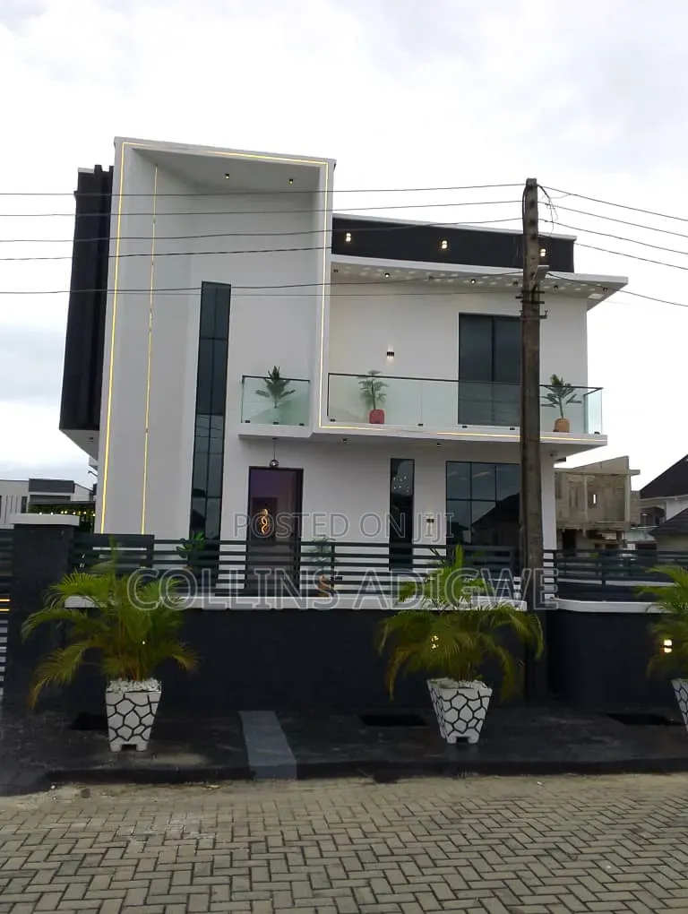 5bdrm Duplex in Pearl Garden, Sangotedo for sale