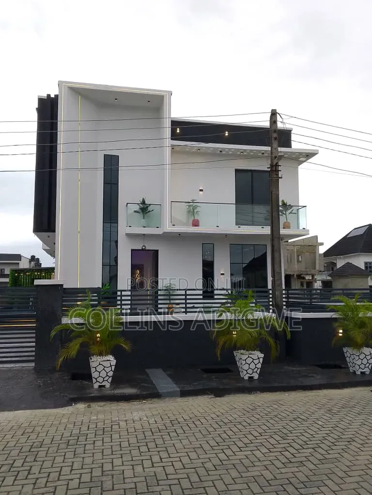 5bdrm Duplex in Pearl Garden, Sangotedo for sale