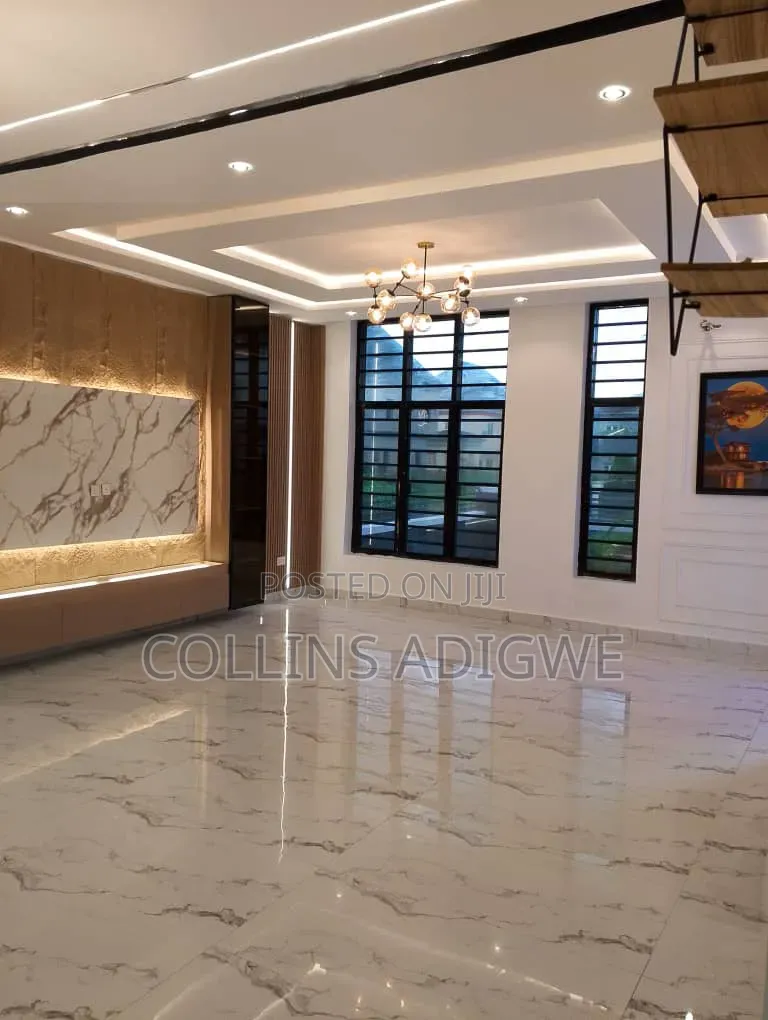 5bdrm Duplex in Pearl Garden, Sangotedo for sale