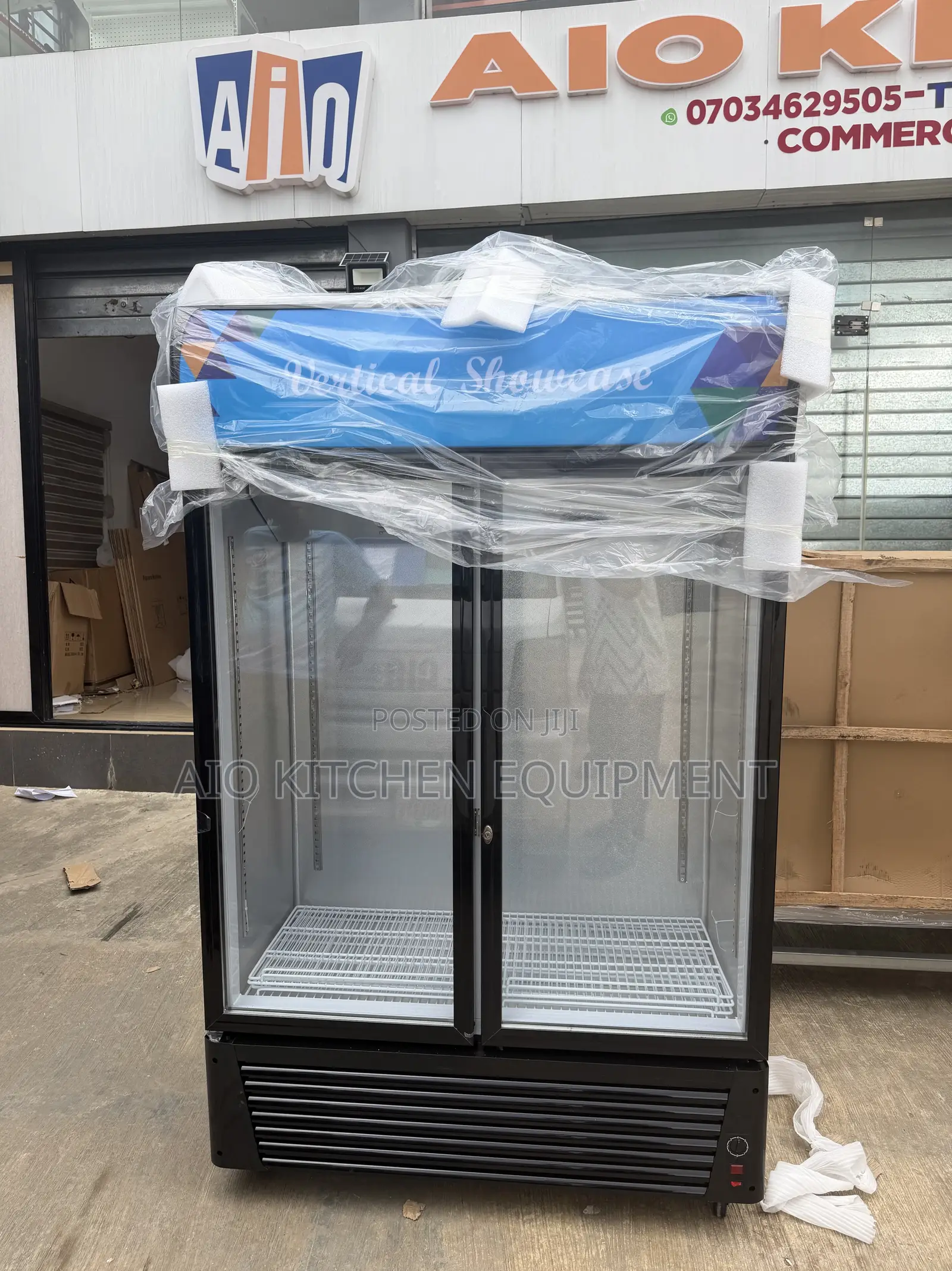 Vertical Display Chiller Double Door