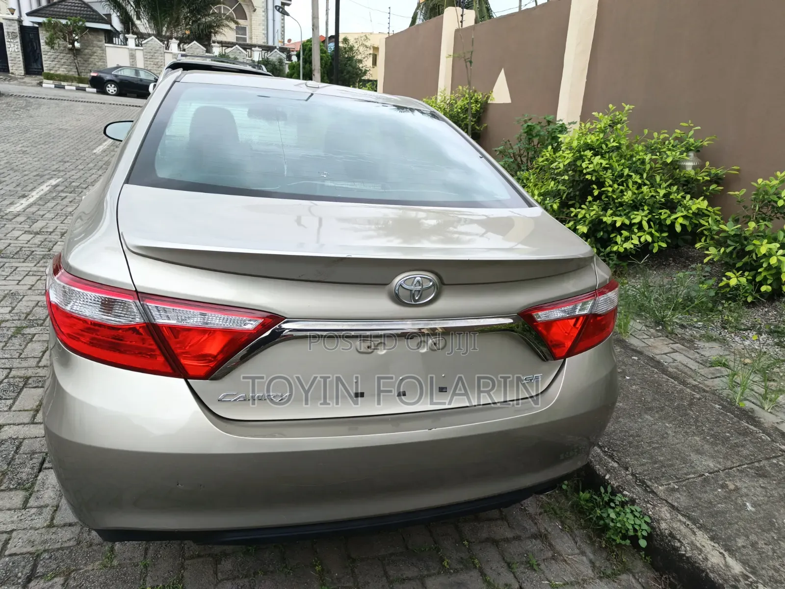 Toyota Camry 2015 Gold