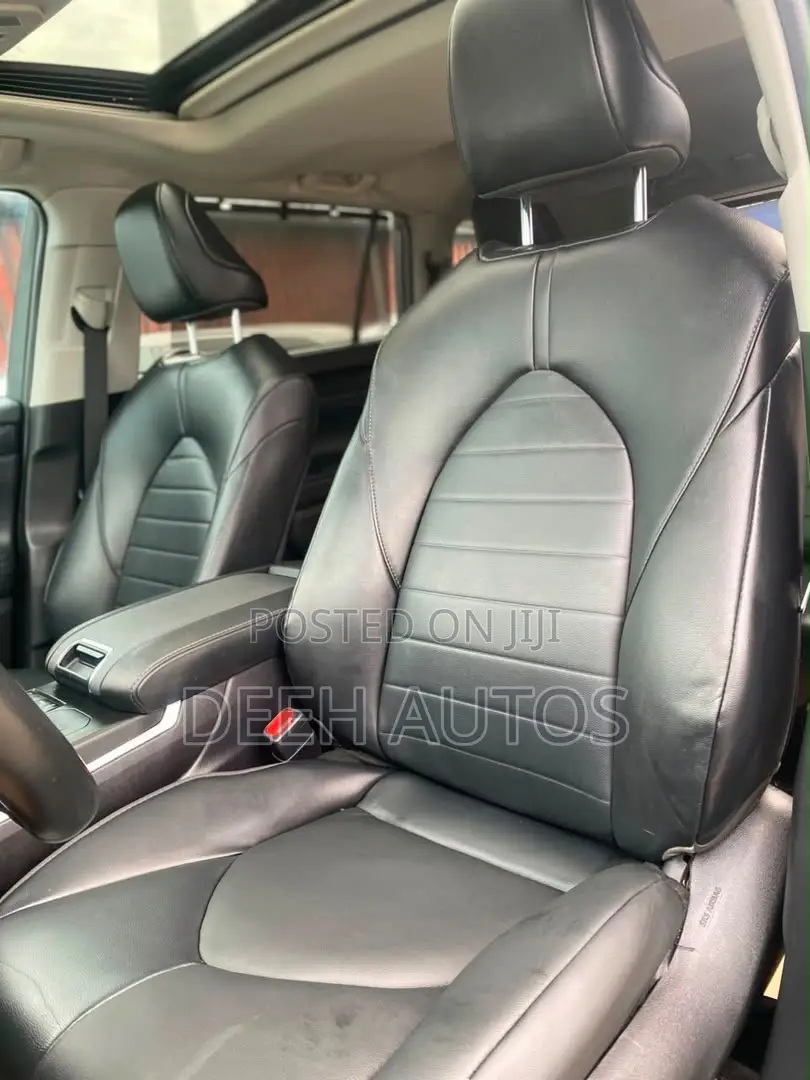 Toyota Highlander XLE AWD 2023 Gray