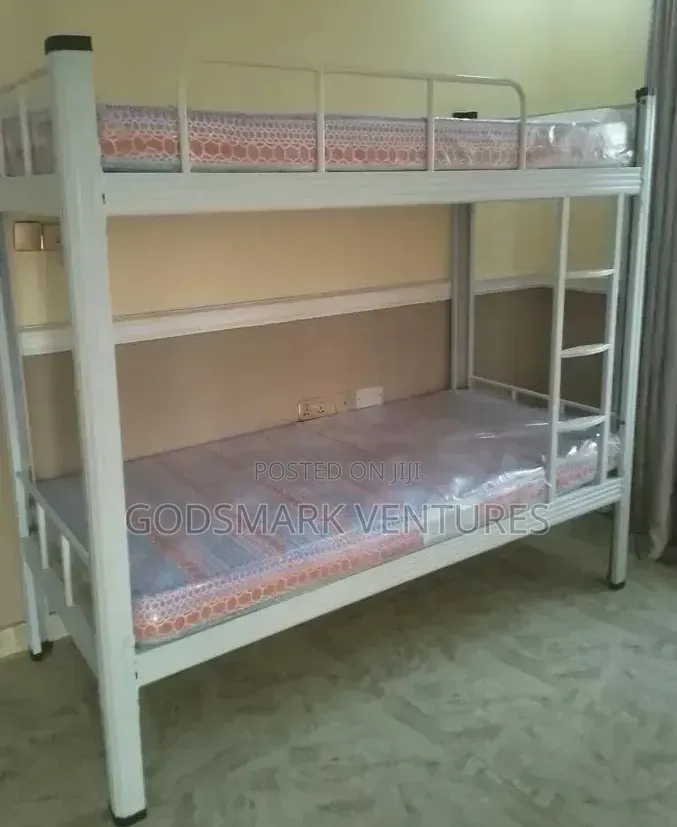 Foreign Bunk Bed 6 by 3 Feet (It's Detachable)