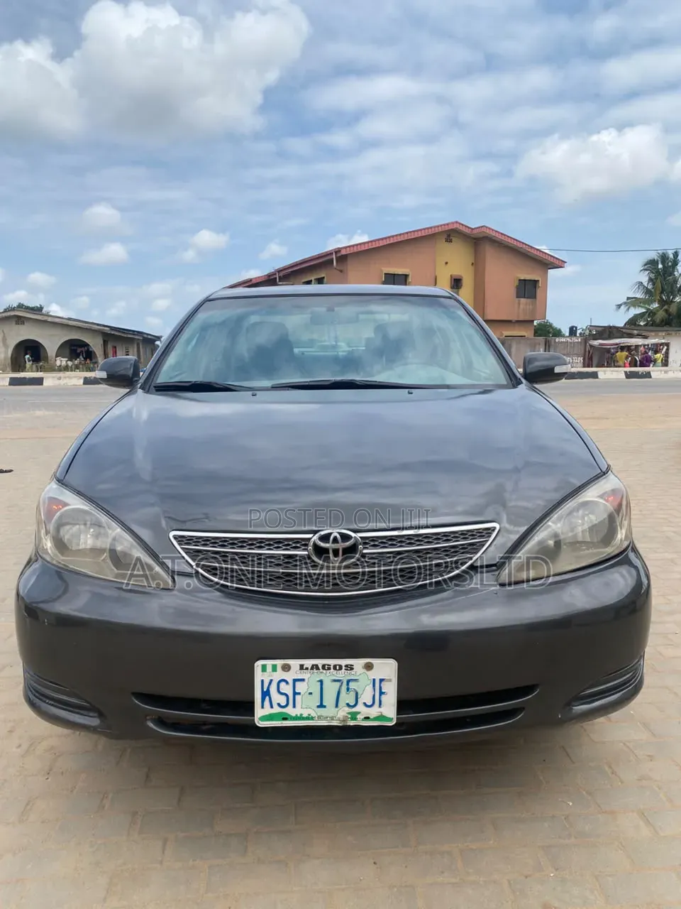 Toyota Camry 2004 Gray