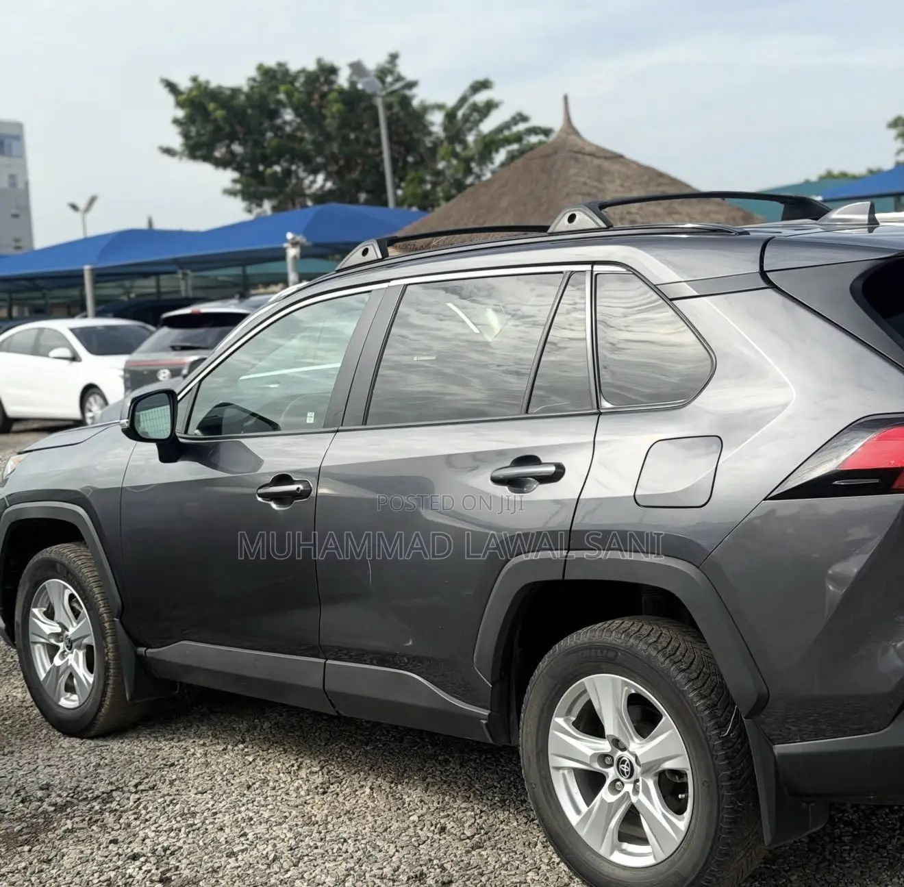 Toyota RAV4 2022 Gray