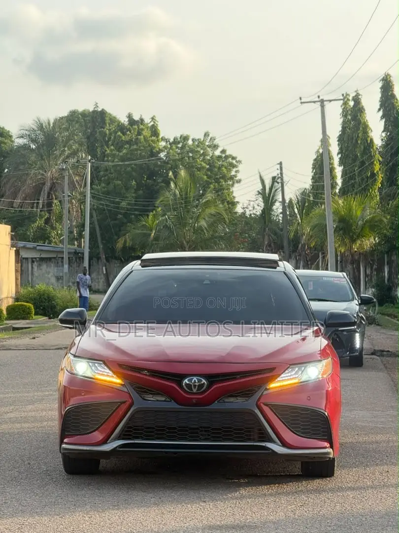 Toyota Camry XSE FWD 2020 Red