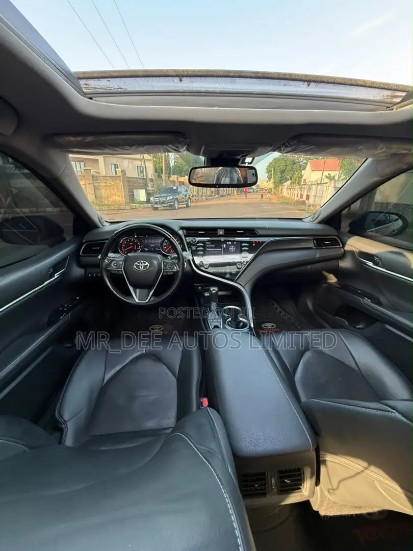 Toyota Camry XSE FWD 2020 Red