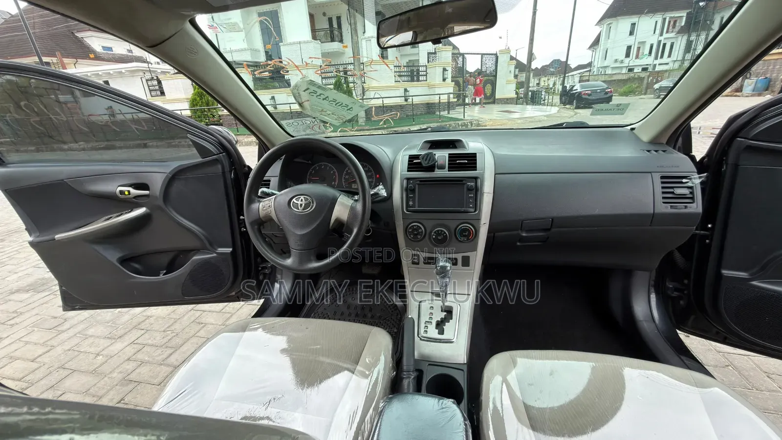 Toyota Corolla L 4dr Sedan (1.8L 4cyl 5M) 2013 Black