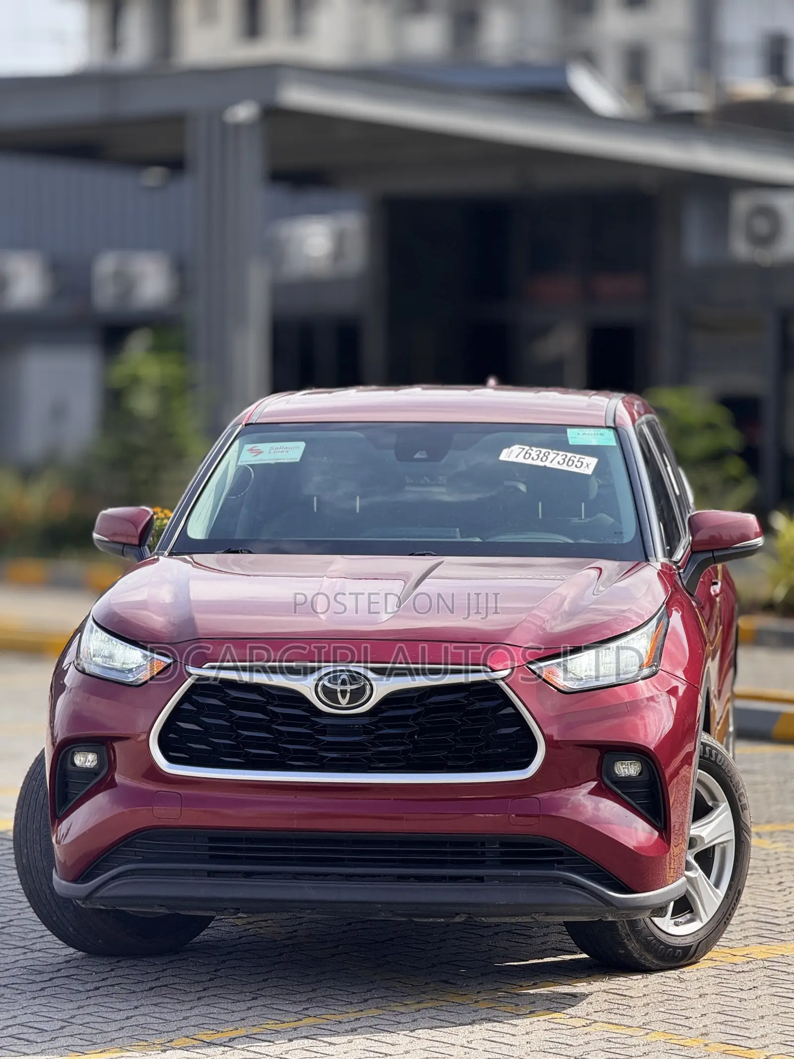 Toyota Highlander LE AWD 2020 Red
