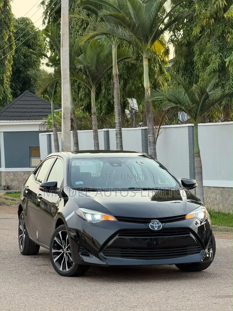 Toyota Corolla 2018 Black