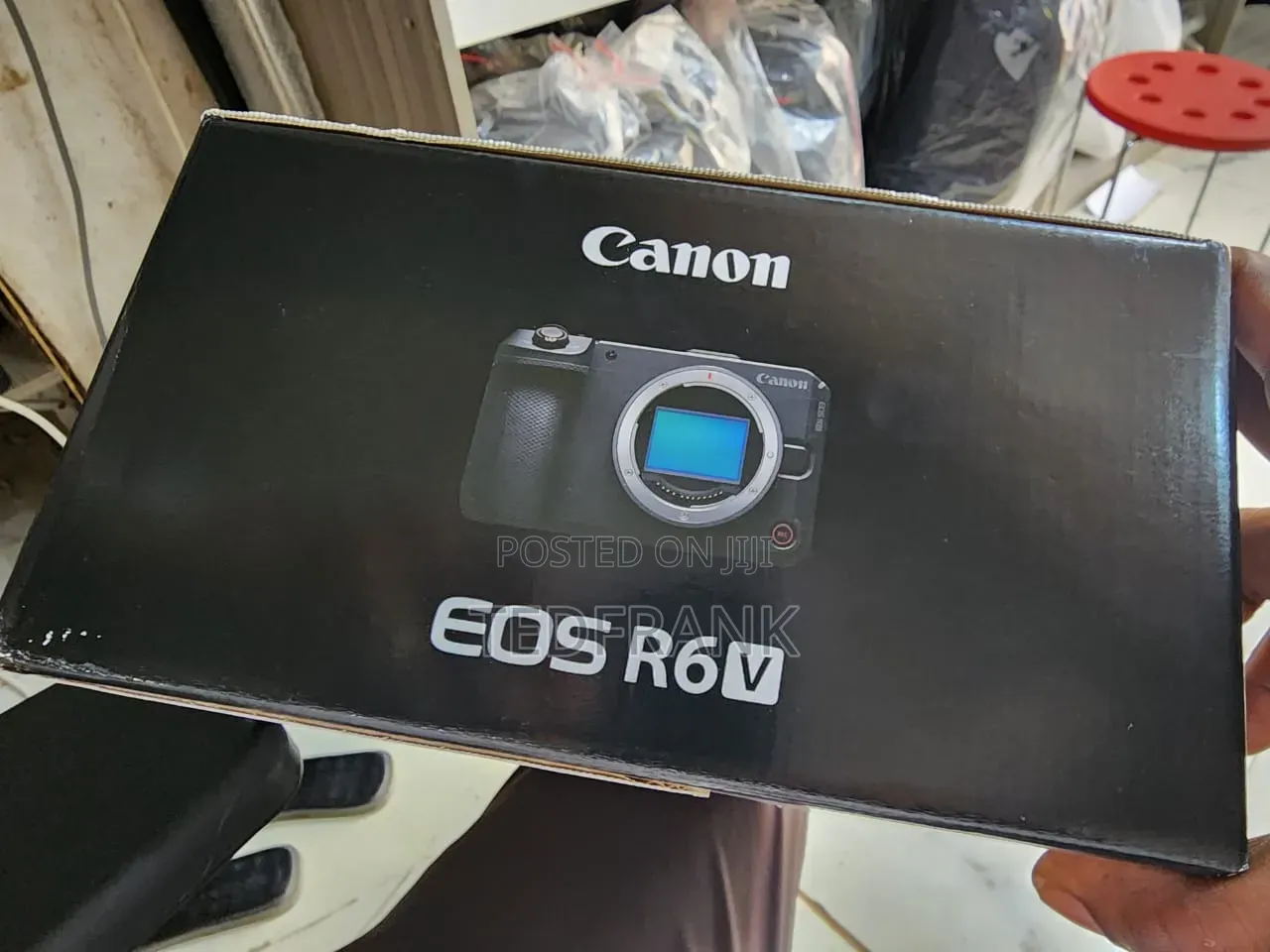 Canon Eos R6 V