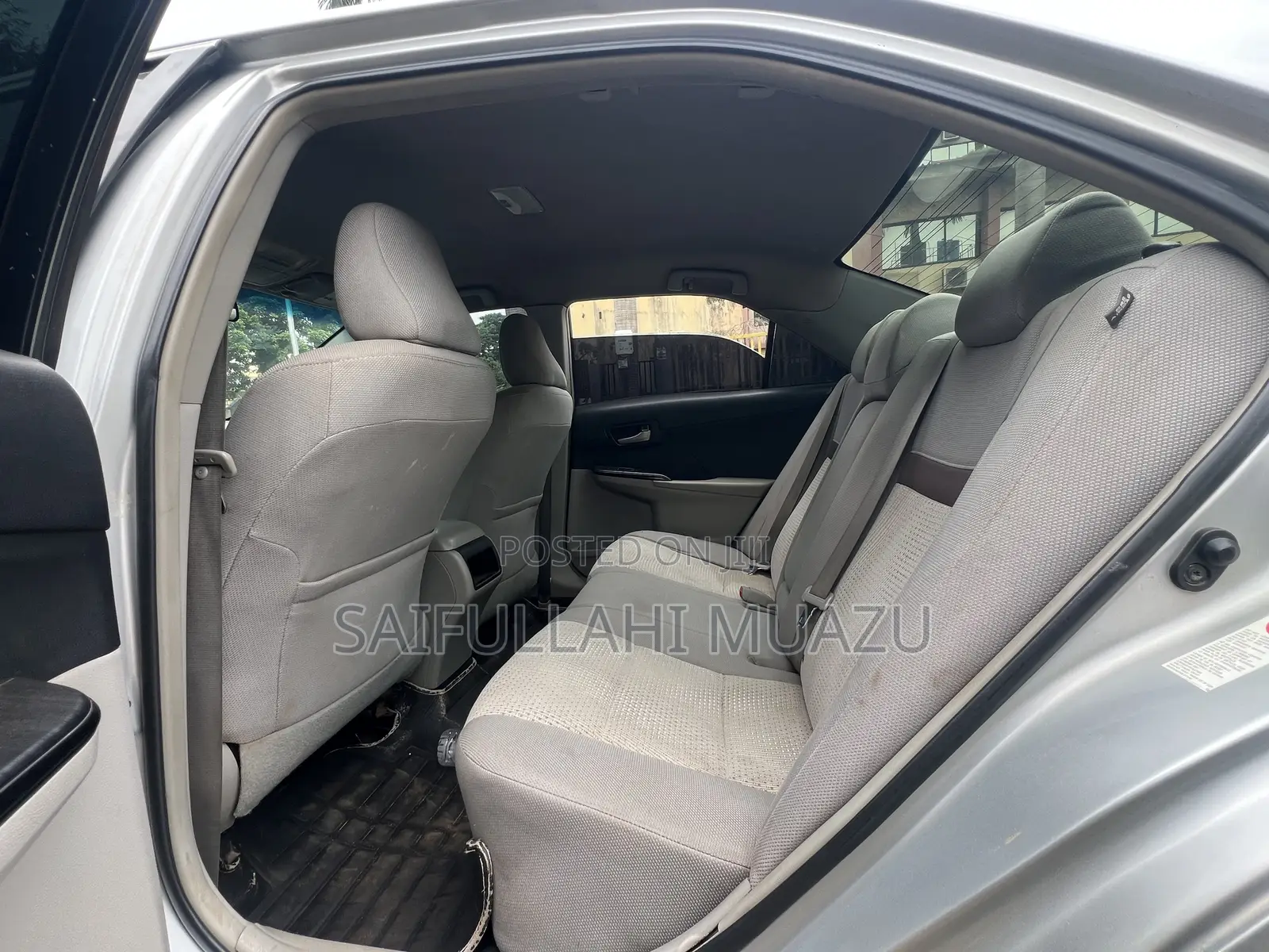 Toyota Camry LE 4dr Sedan (2.5L 4cyl 6A) 2013 Silver