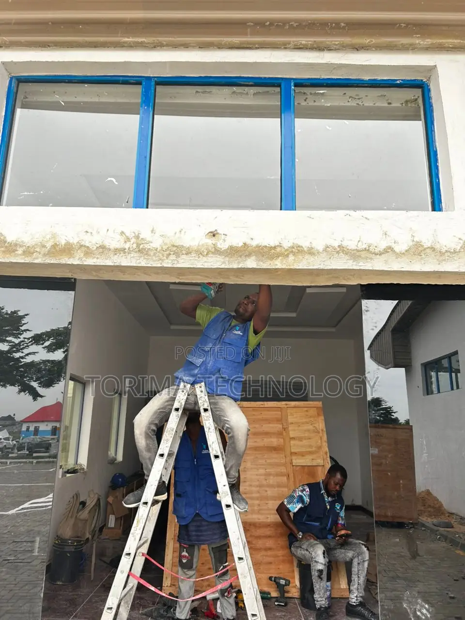 Automatic Sensor Door Installation