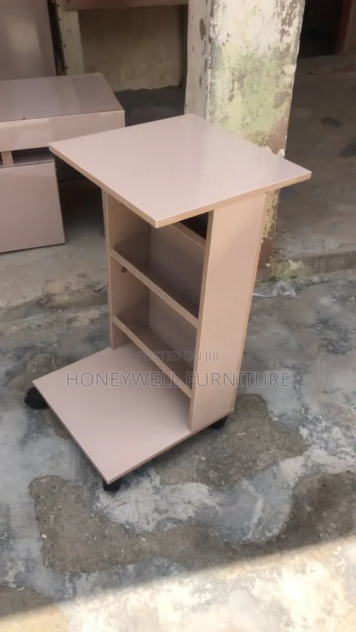 Mini Glossy Compact Reading Table