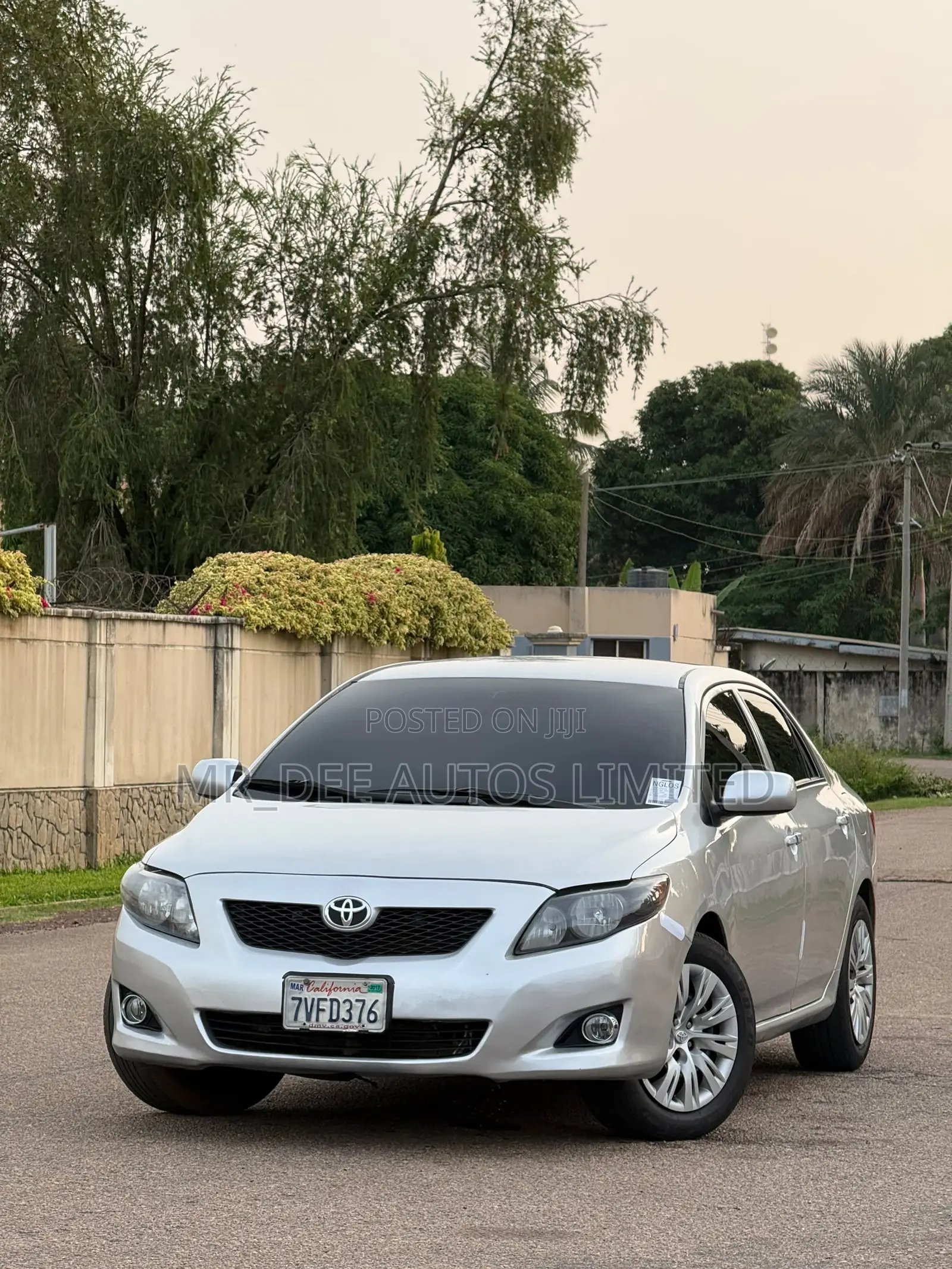 Toyota Corolla 2010 Silver