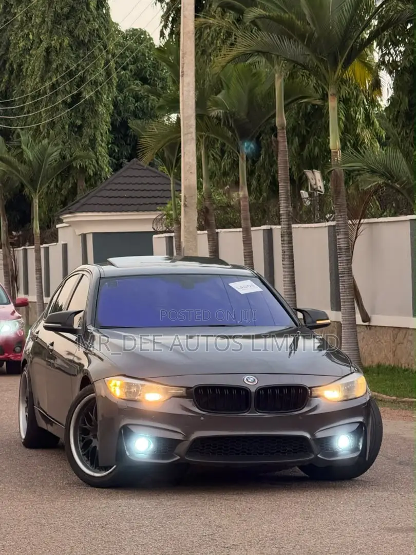 BMW 328i 2013 Brown