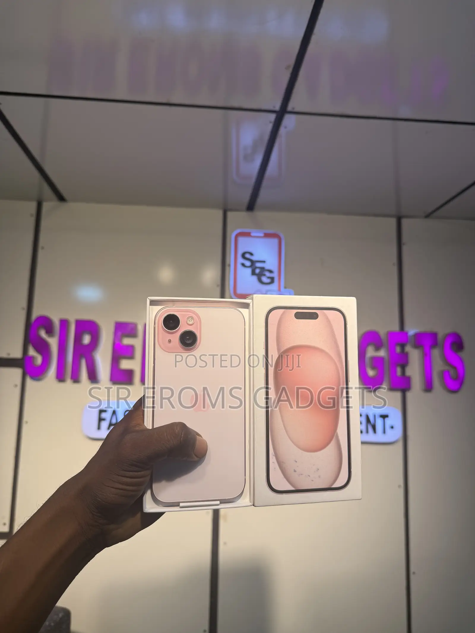 Apple iPhone 15 128 GB Pink