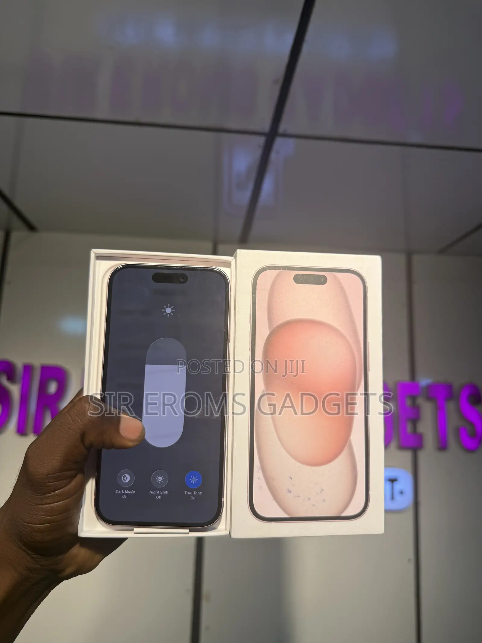 Apple iPhone 15 128 GB Pink