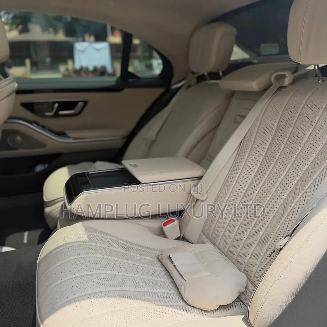 Mercedes-Benz S-Class 2023 Black