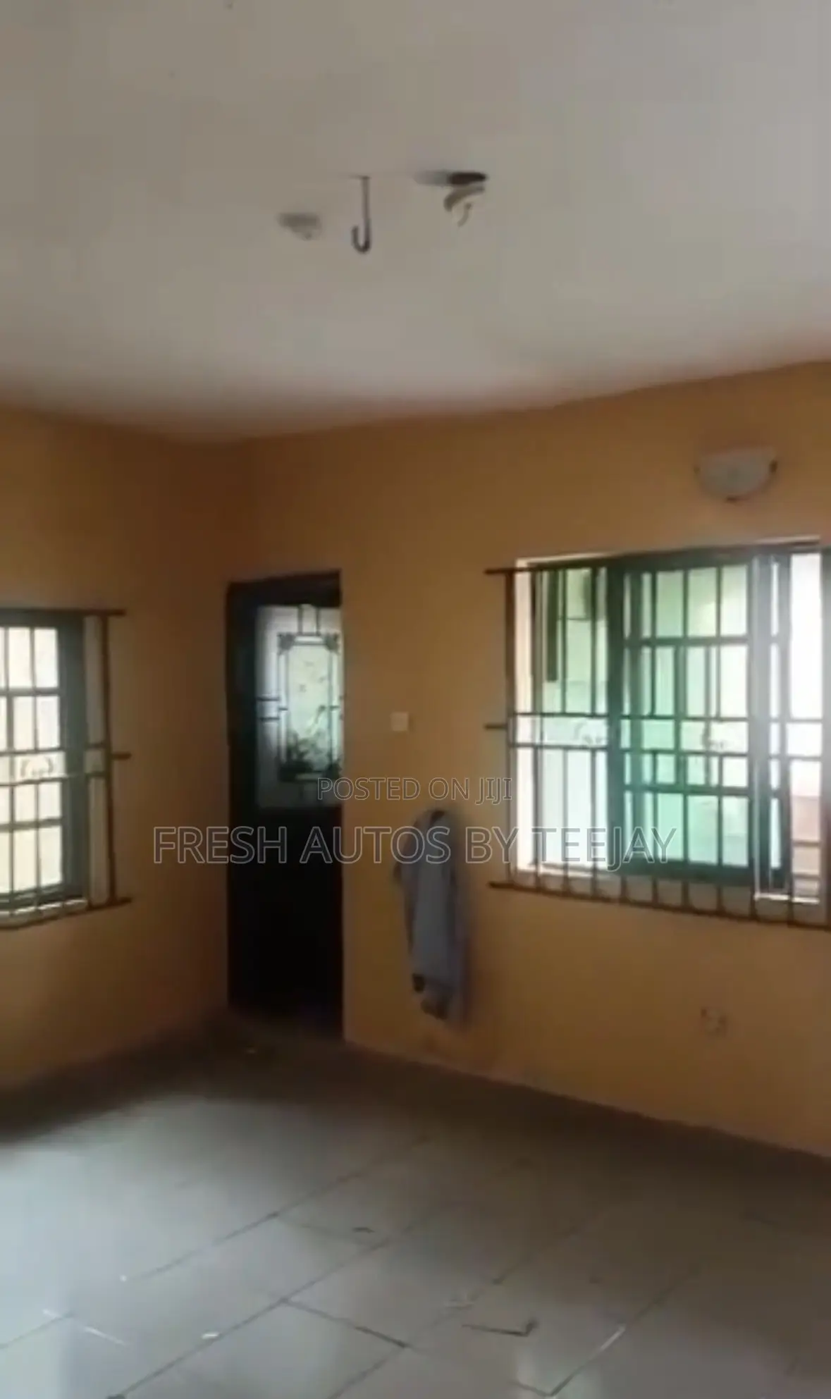 2bdrm Block of Flats in Olowora Omole Phase2 for rent