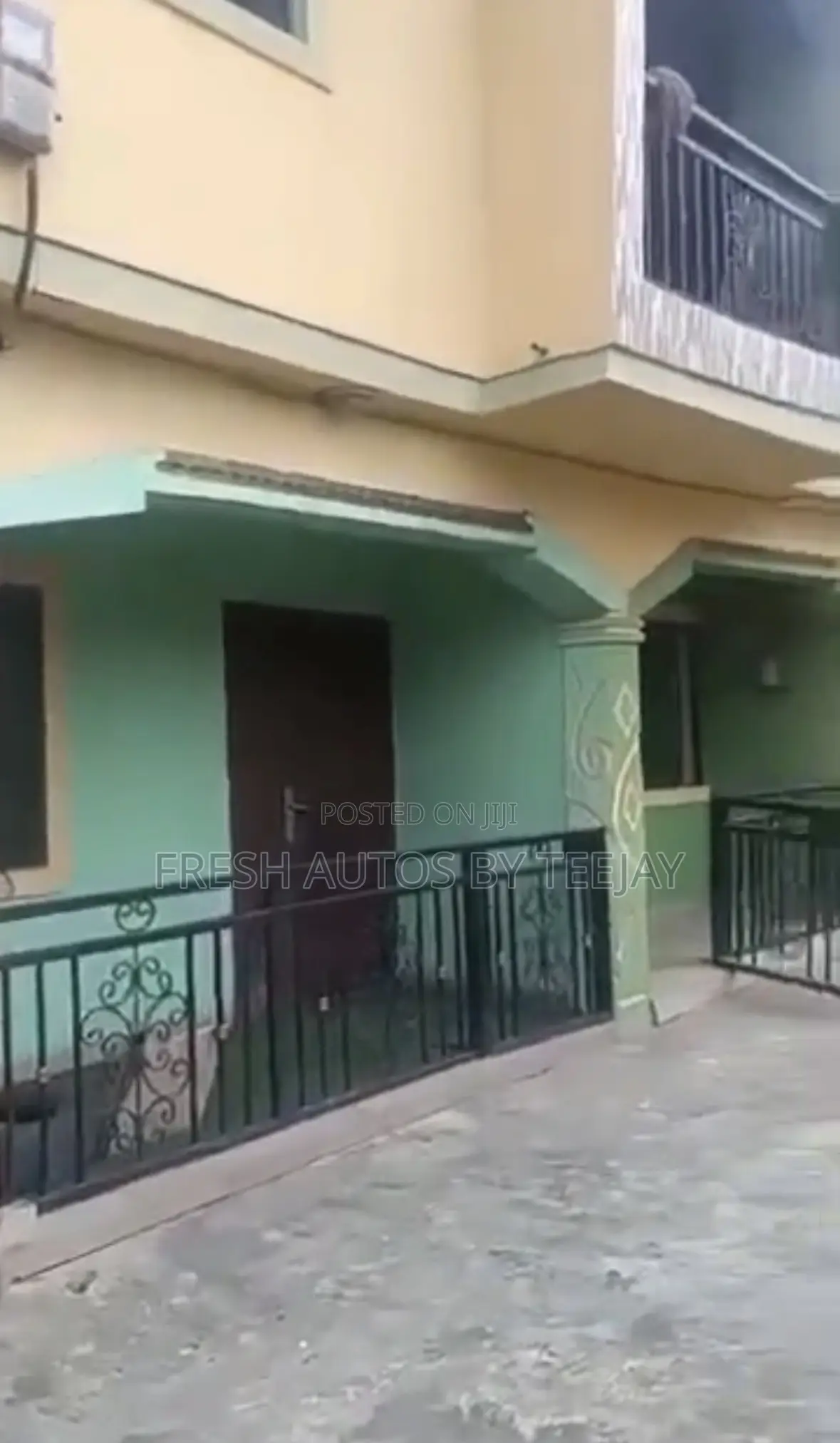 2bdrm Block of Flats in Olowora Omole Phase2 for rent
