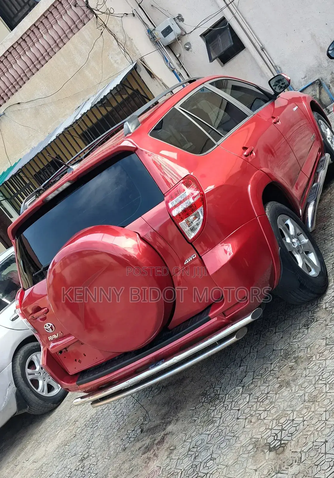 Toyota RAV4 2010 Red