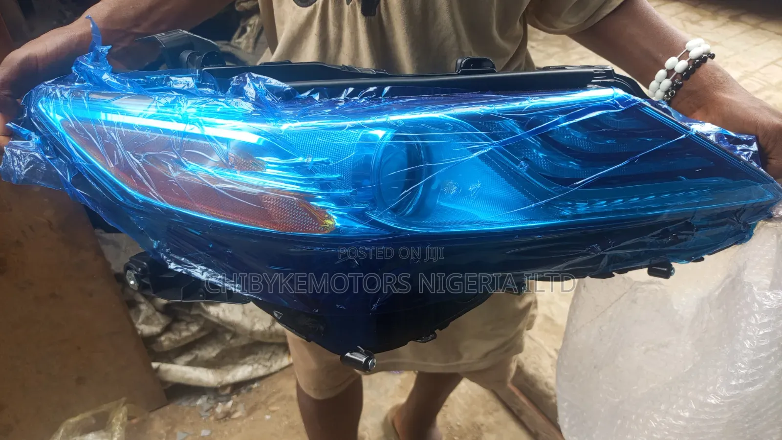 Toyota Camry 2018 Headlight Available
