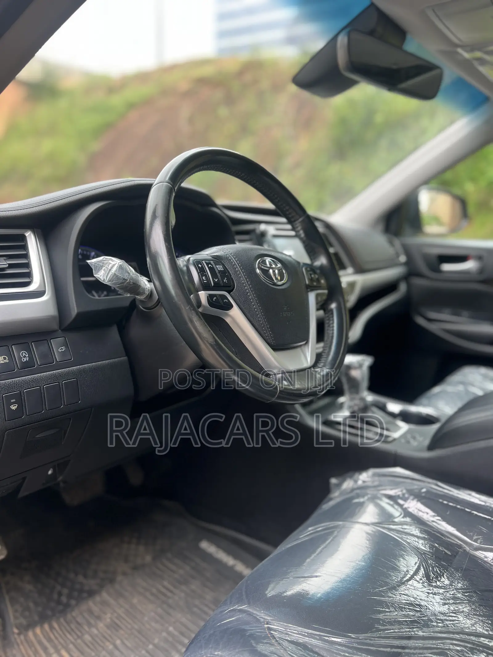 Toyota Highlander XLE 4x2 V6 (3.5L 6cyl 8A) 2018 Black