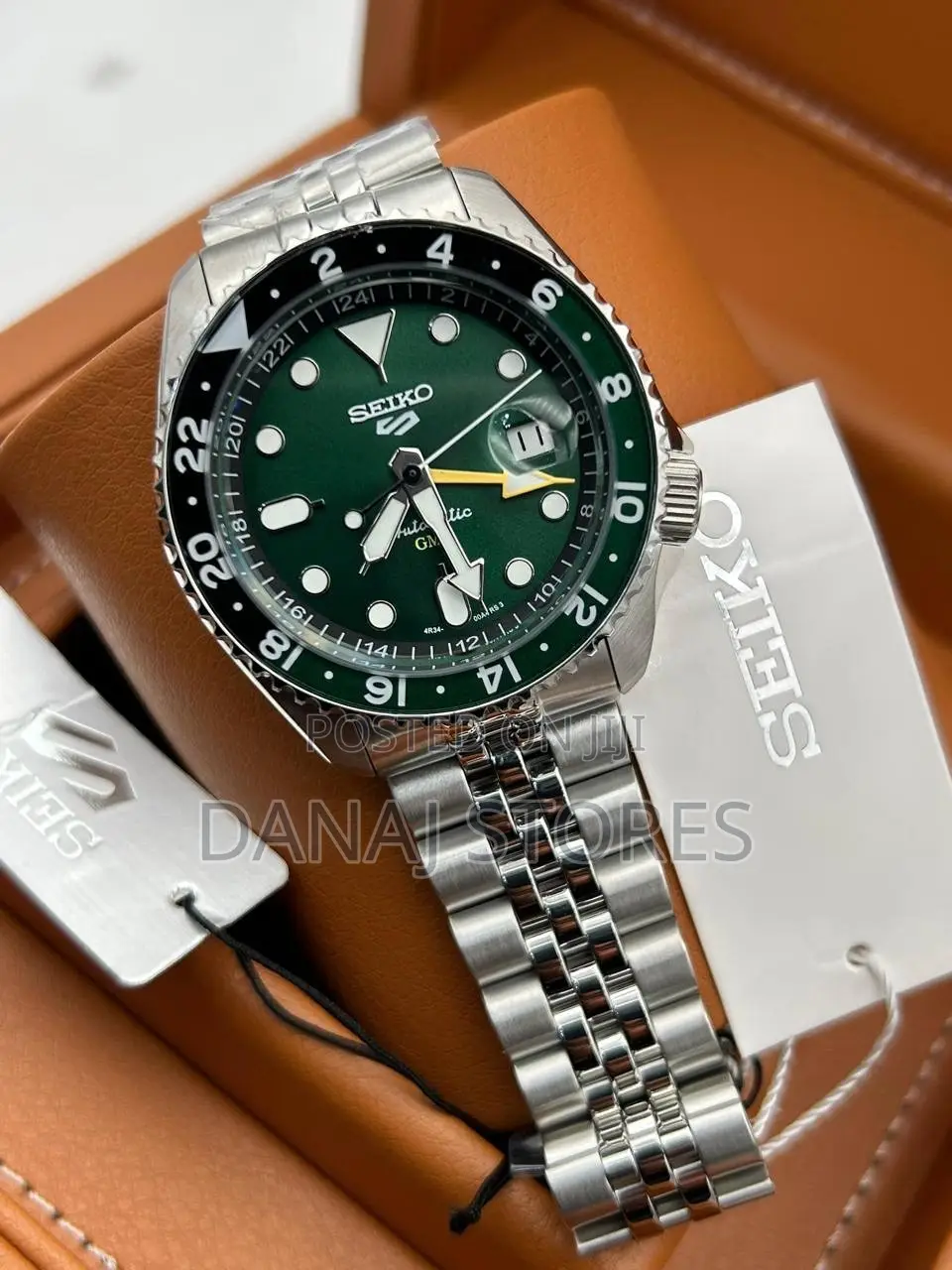 Seiko 5 Men's Automatic Waterproof Wristwatch