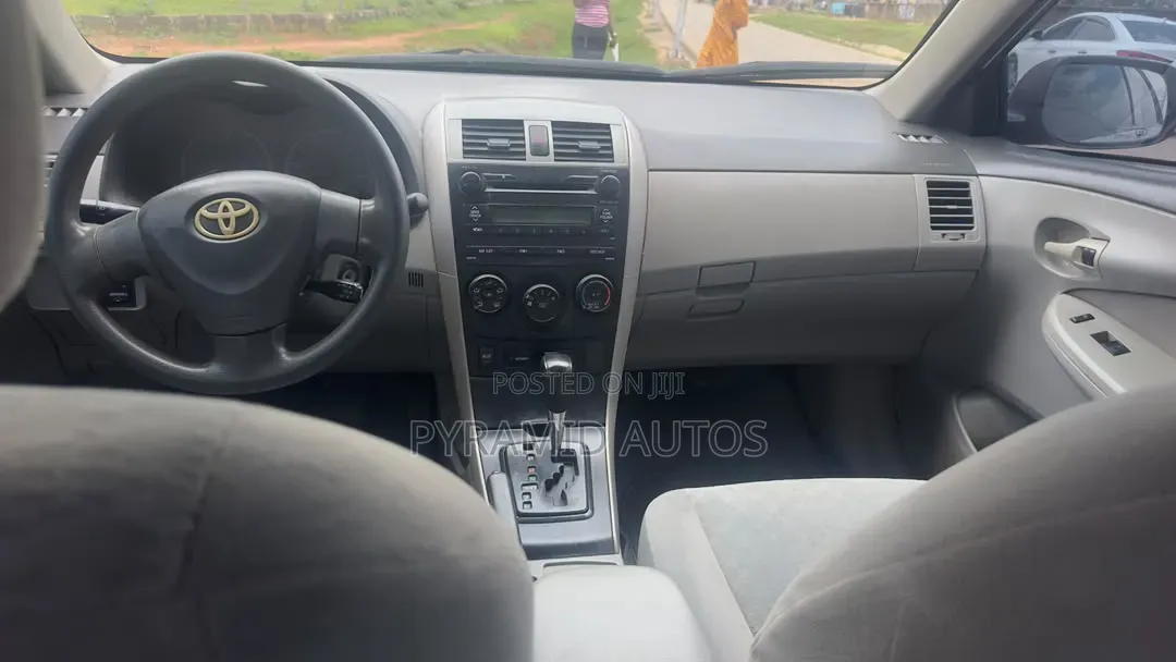 Toyota Camry 2013 Maroon