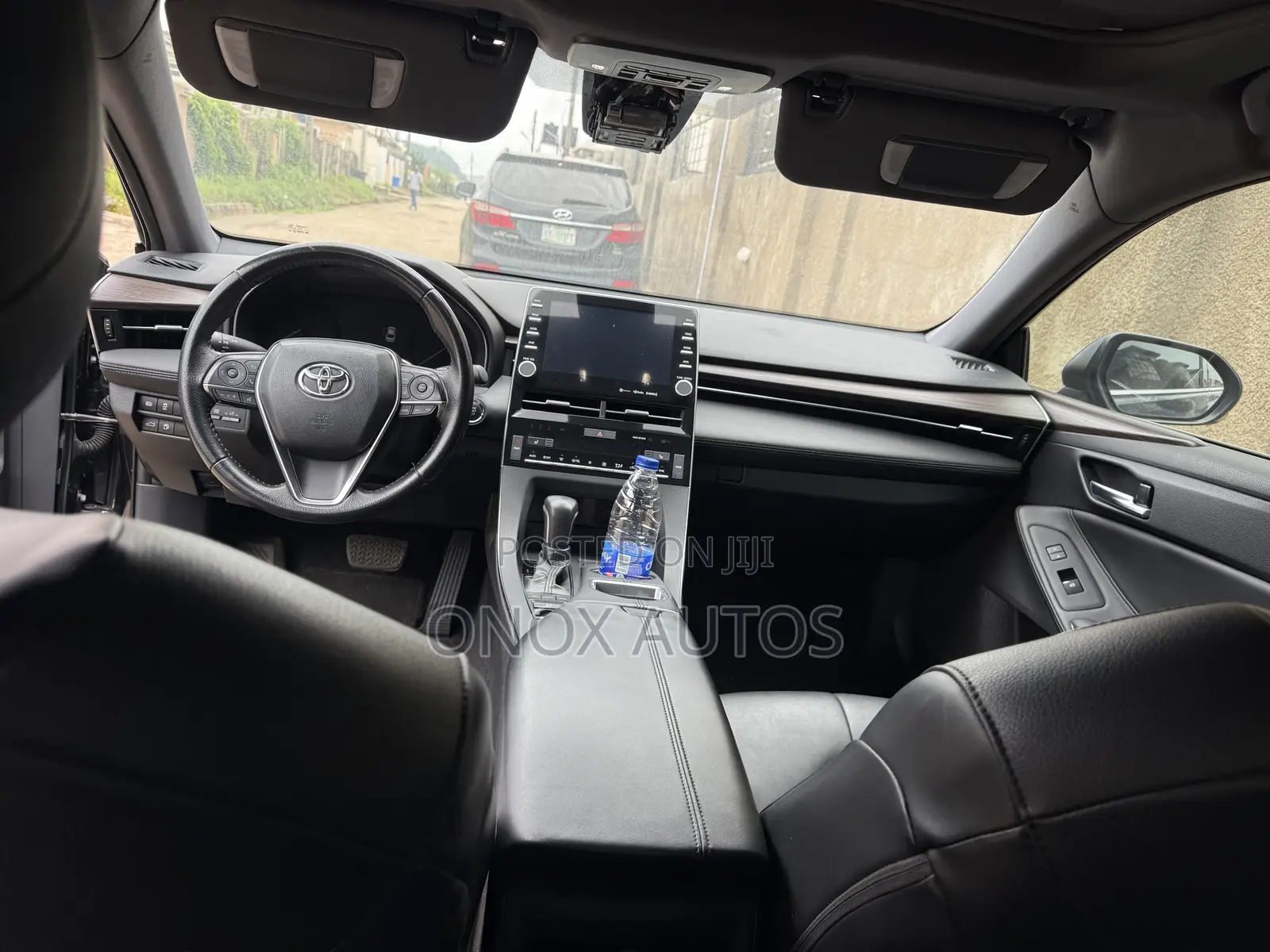 Toyota Avalon XLE FWD Sedan (3.5L V6 8A) 2019 Black