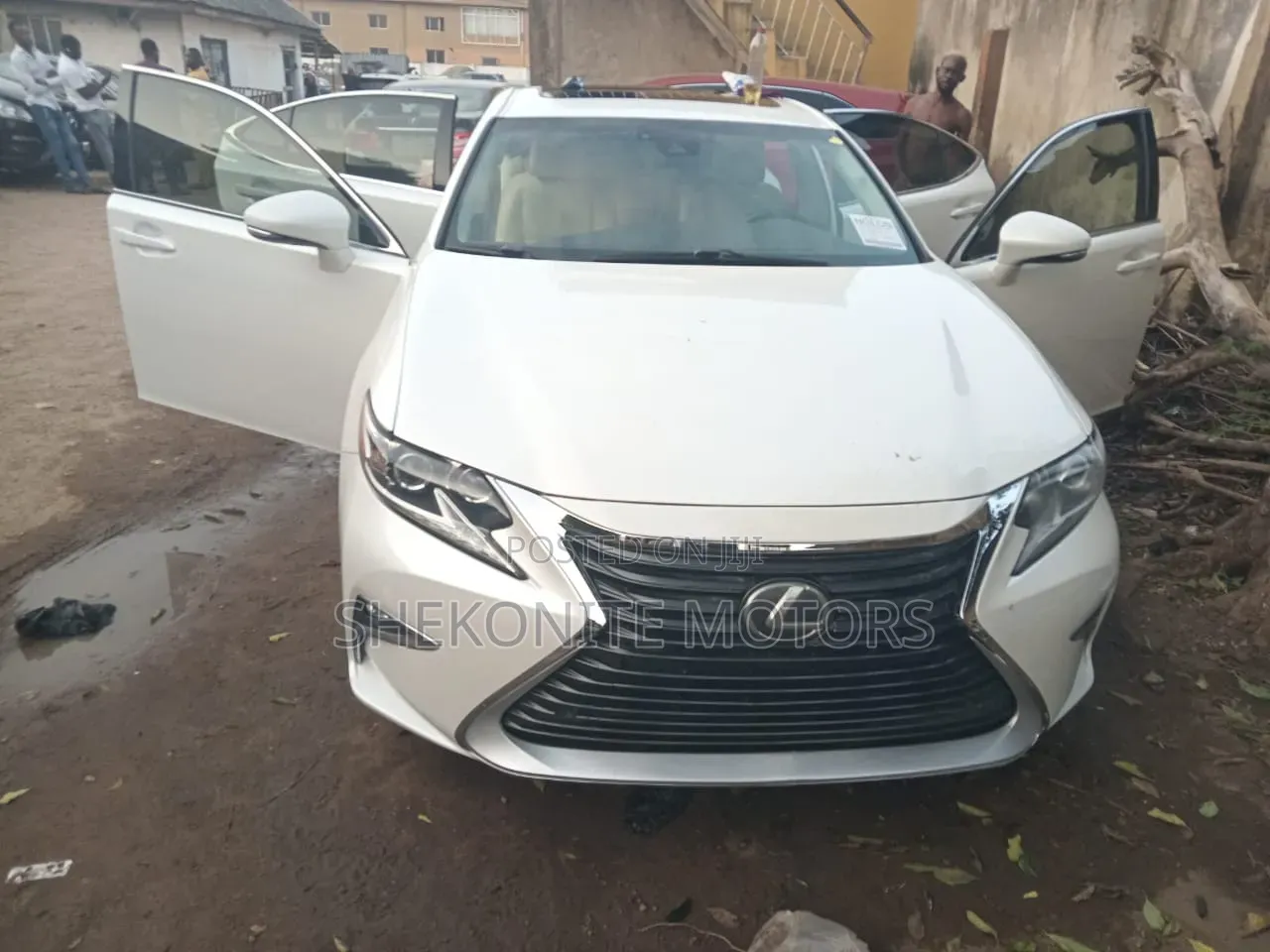 Lexus ES 2016 White