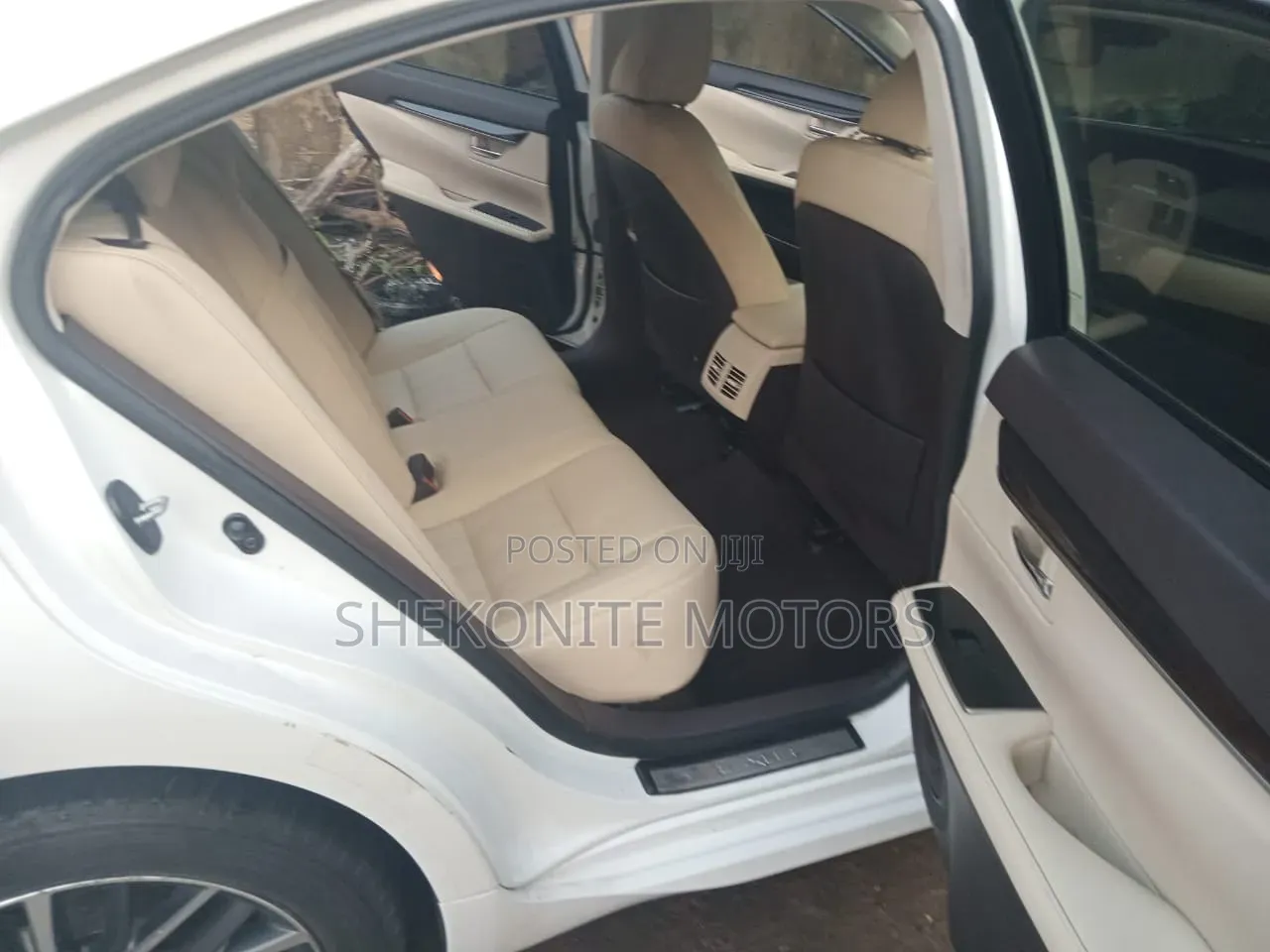 Lexus ES 2016 White