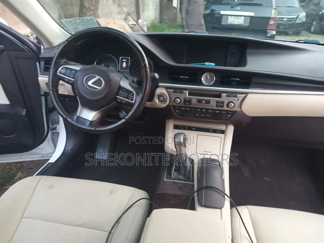 Lexus ES 2016 White