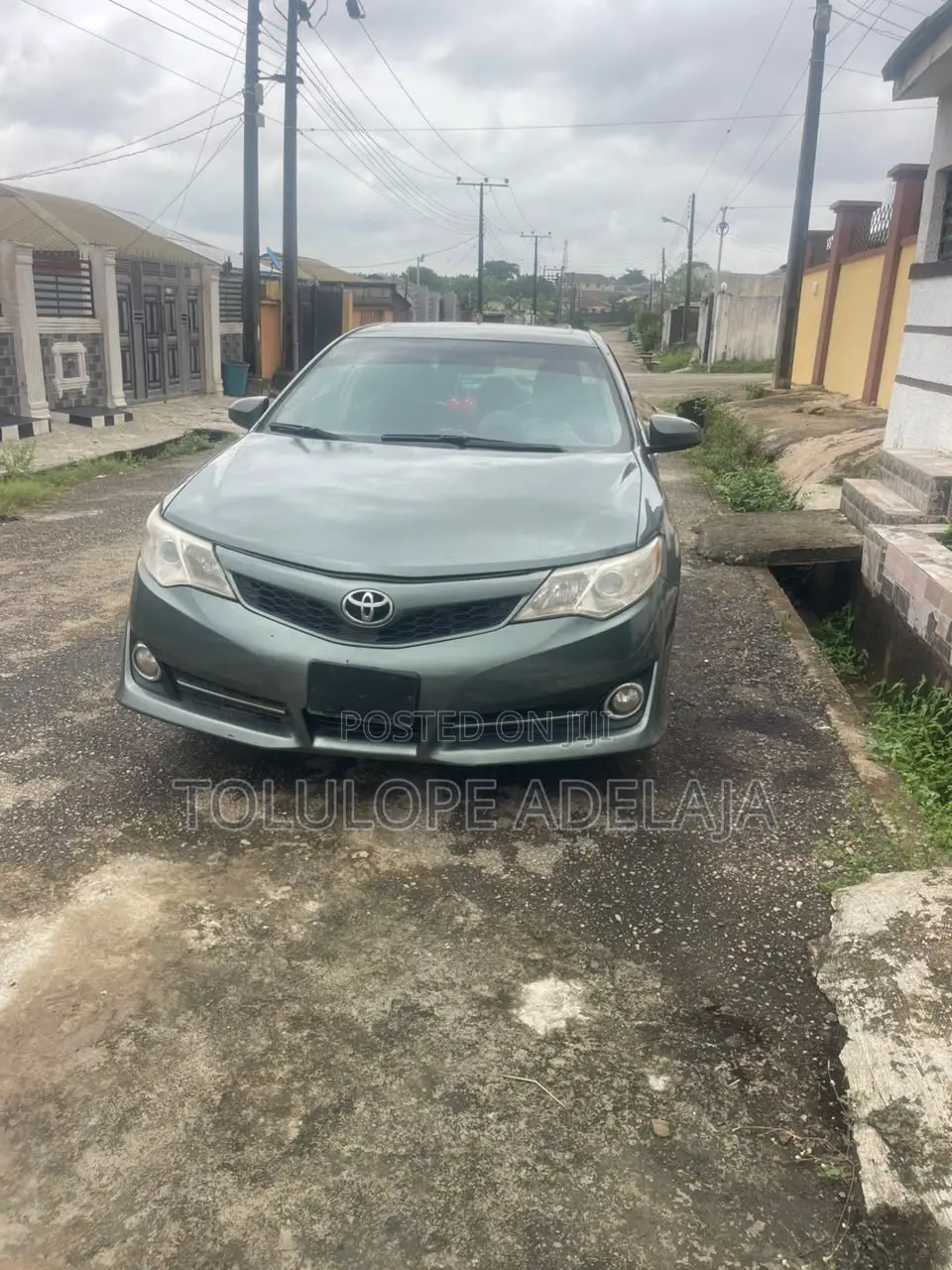 Toyota Camry XLE 4dr Sedan w/Prod. End 11/13 (2.5L 4cyl 6A) 2014 Green
