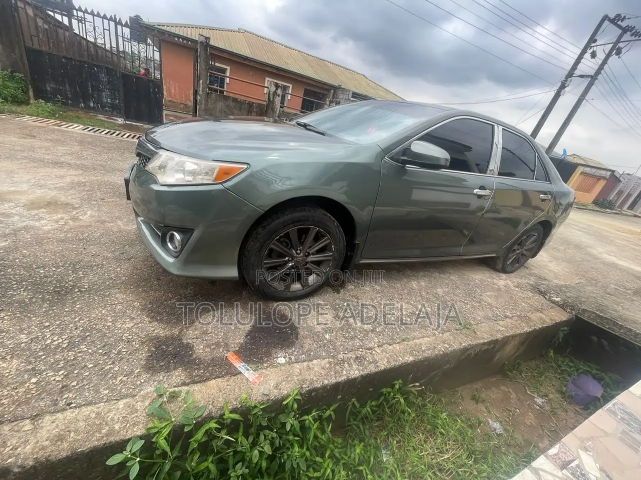 Toyota Camry XLE 4dr Sedan w/Prod. End 11/13 (2.5L 4cyl 6A) 2014 Green